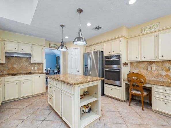 15914 Waybridge Glen Lane, Houston TX 77095