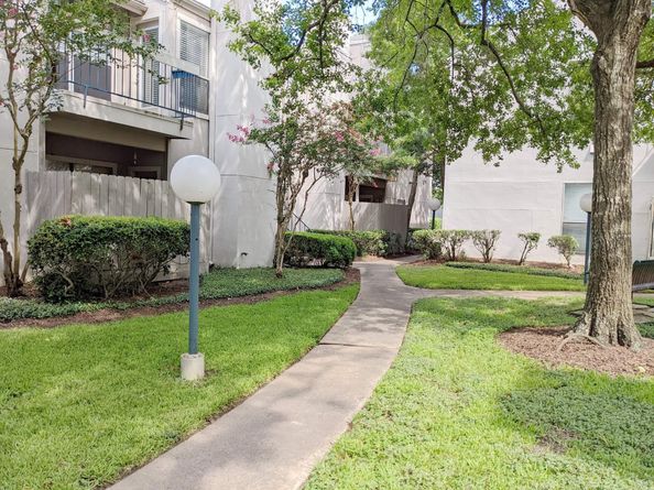 7950 N Stadium Drive 215, Houston TX 77030