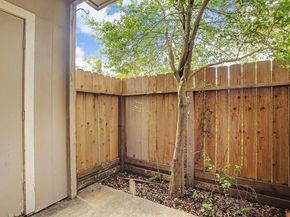 7950 N Stadium Drive 215, Houston TX 77030