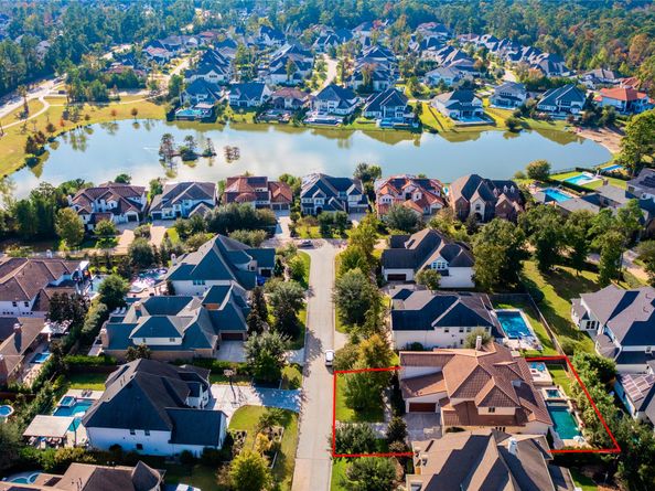 11 Hollyflower Place, The Woodlands TX 77375