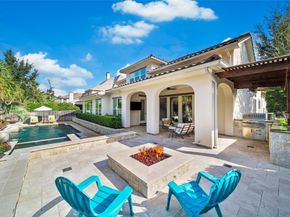 11 Hollyflower Place, The Woodlands TX 77375