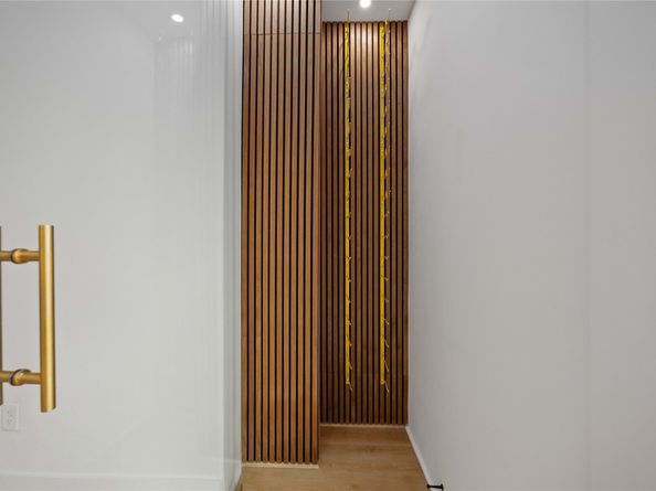 1413 Stanford Street, Houston TX 77019