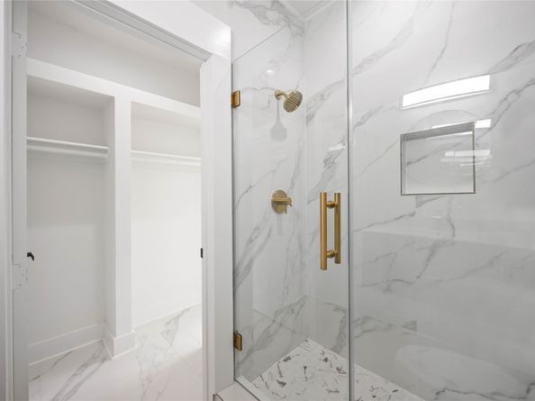 1413 Stanford Street, Houston TX 77019