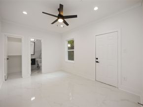 1413 Stanford Street, Houston TX 77019