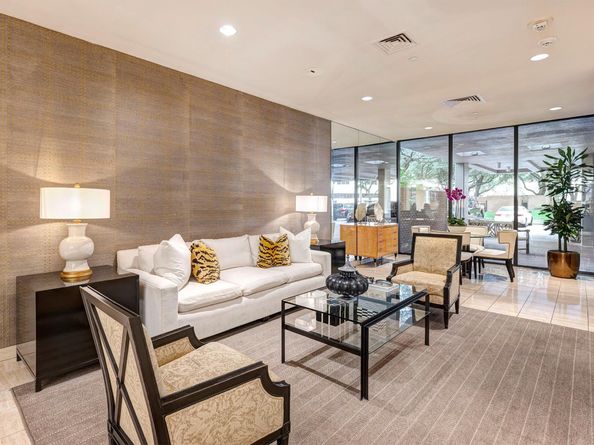 15 Greenway Plaza 17B, Houston TX 77046