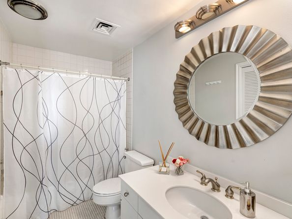 15 Greenway Plaza 17B, Houston TX 77046