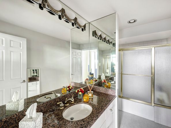 15 Greenway Plaza 17B, Houston TX 77046