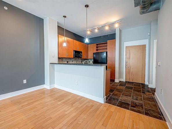 1901 Post Oak Boulevard 4409, Houston TX 77056