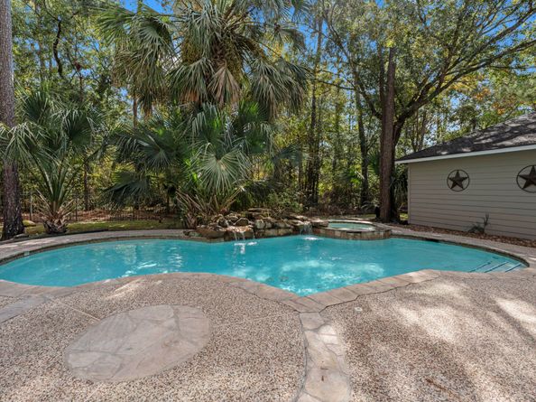 35 S Concord Forest Circle, The Woodlands TX 77381