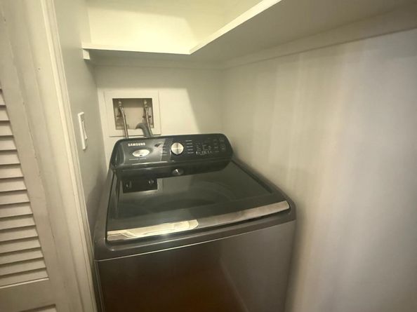 3525 Sage Road 1204, Houston TX 77056