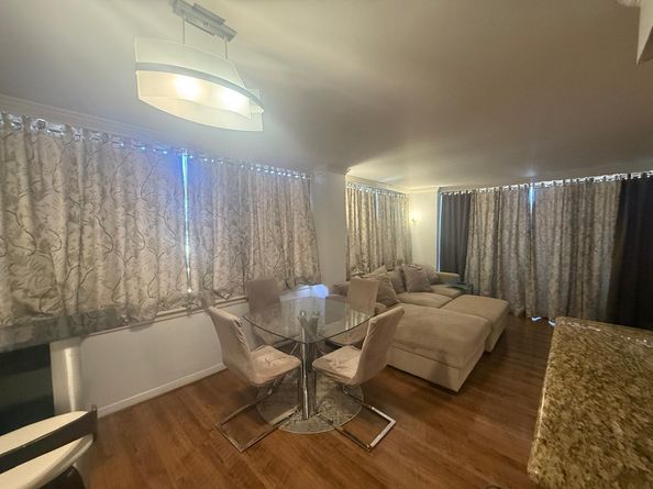 3525 Sage Road 1204, Houston TX 77056