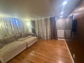 3525 Sage Road 1204, Houston TX 77056