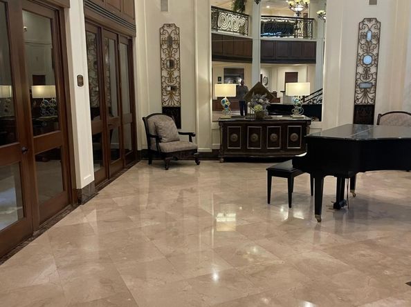 3525 Sage Road 1204, Houston TX 77056