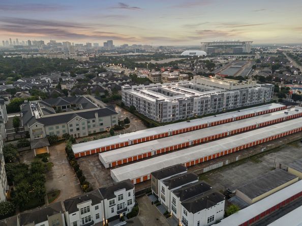 3102 Mitchell Landing Court, Houston TX 77025