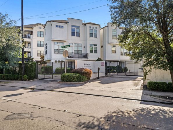 3102 Mitchell Landing Court, Houston TX 77025