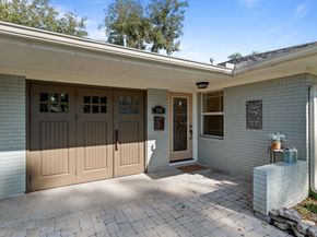 2118 Cheshire Lane, Houston TX 77018