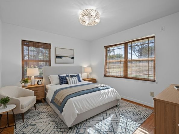 2118 Cheshire Lane, Houston TX 77018