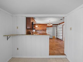 2118 Cheshire Lane, Houston TX 77018