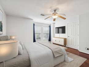 12681 Rip Van Winkle Drive 32, Houston TX 77024