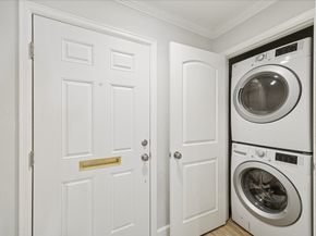 12681 Rip Van Winkle Drive 32, Houston TX 77024