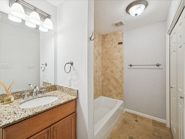 12681 Rip Van Winkle Drive 32, Houston TX 77024