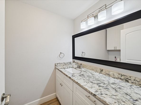 12681 Rip Van Winkle Drive 32, Houston TX 77024