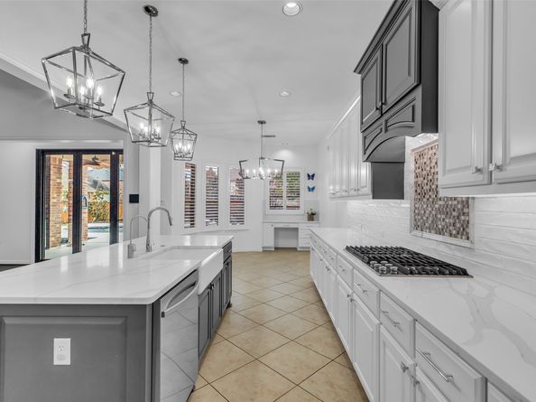 174 N Almondell Way, The Woodlands TX 77354