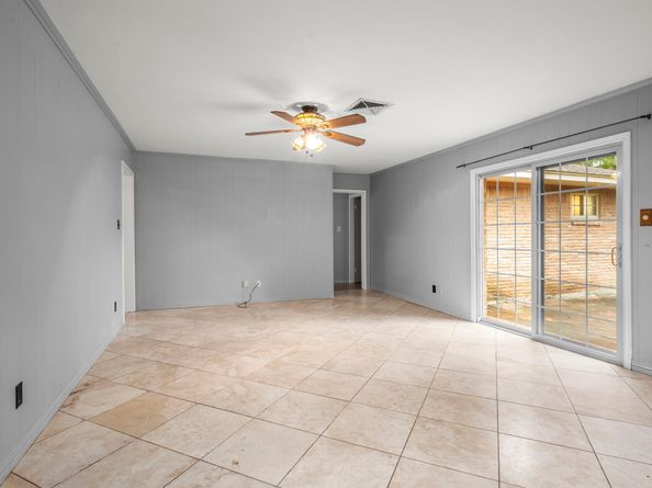 4537 Kingfisher, Houston TX 77035