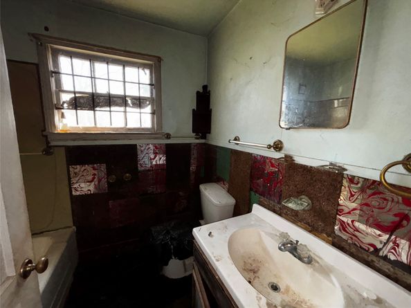 4124 Dabney Street, Houston TX 77026