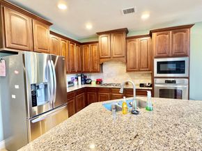 13626 Breakwater Path Loop, Houston TX 77044