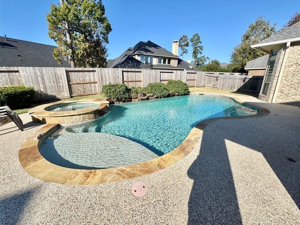 13626 Breakwater Path Loop, Houston TX 77044