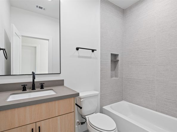 3617A Mt Pleasant Street, Houston TX 77021