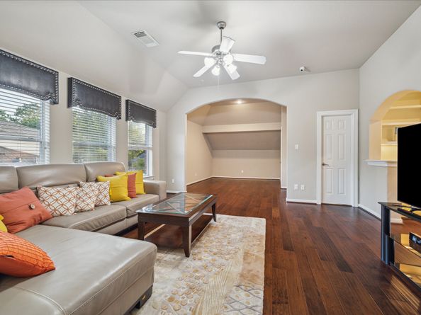 18063 Crescent Royale Way, Humble TX 77346