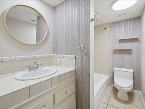 3131 Cummins Street 27, Houston TX 77027