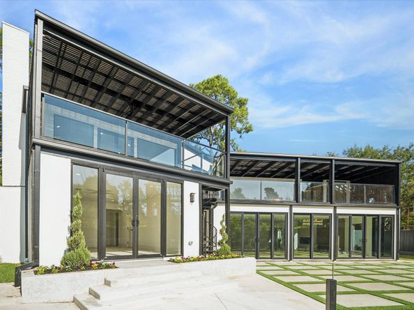 13 Tiel Way, Houston TX 77019