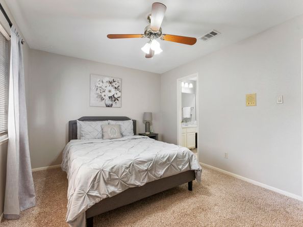 30 Spotted Deer Drive, Spring TX 77381