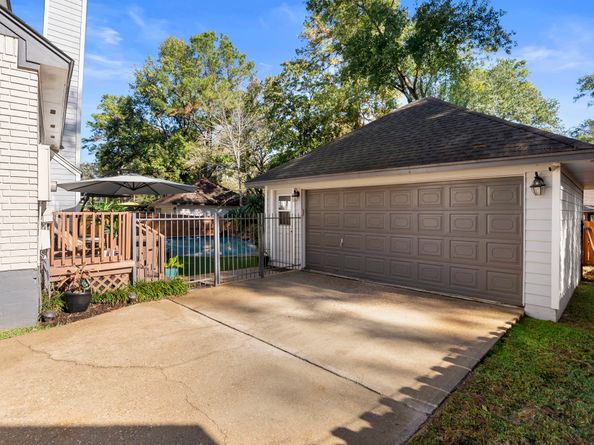 30 Spotted Deer Drive, Spring TX 77381