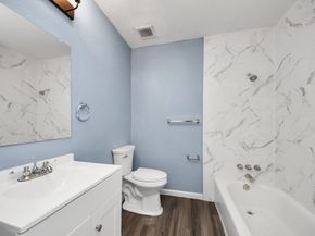 11510 Lock Gate Lane, Houston TX 77048