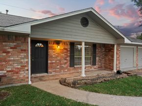 104 Anna Street, Tomball TX 77375