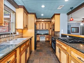 104 Anna Street, Tomball TX 77375