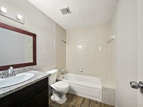 10001 Westpark Drive 75, Houston TX 77042