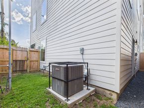 3413 Daphne Street, Houston TX 77021