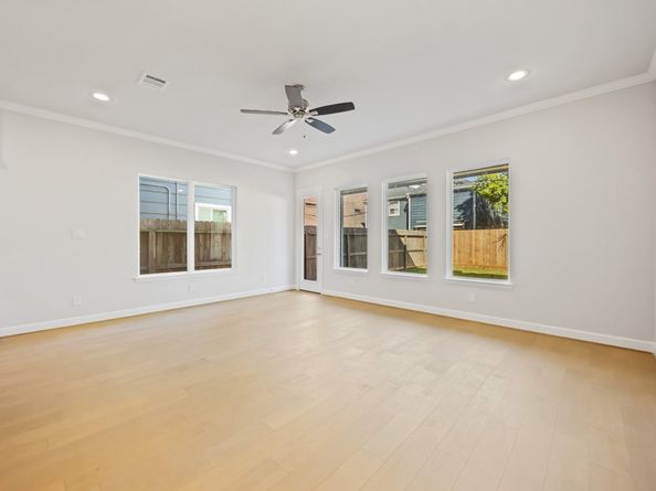 1818 Colquitt Street, Houston TX 77098