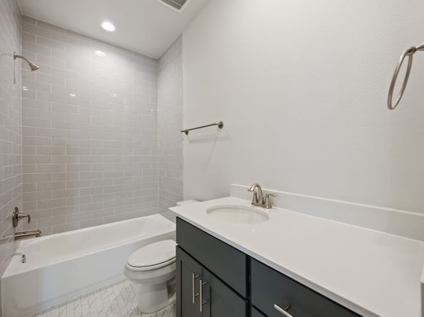 1818 Colquitt Street, Houston TX 77098