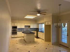 7915 Capri Circle, Houston TX 77095