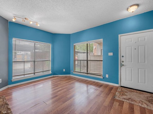 10179 Oakberry Street, Houston TX 77042