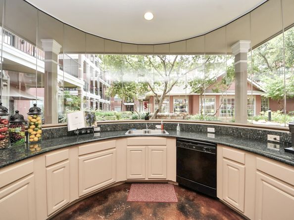 2400 Mccue Road 424, Houston TX 77056