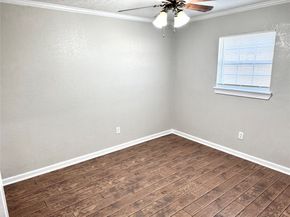 959 Festival Drive, Houston TX 77062