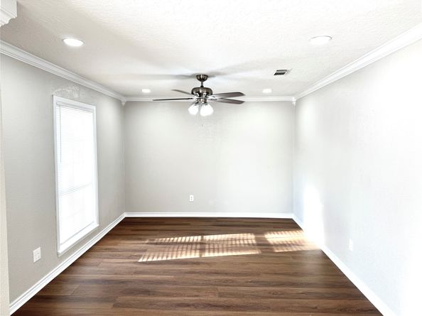 959 Festival Drive, Houston TX 77062