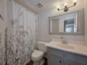 606 Marshall Street 35, Houston TX 77006